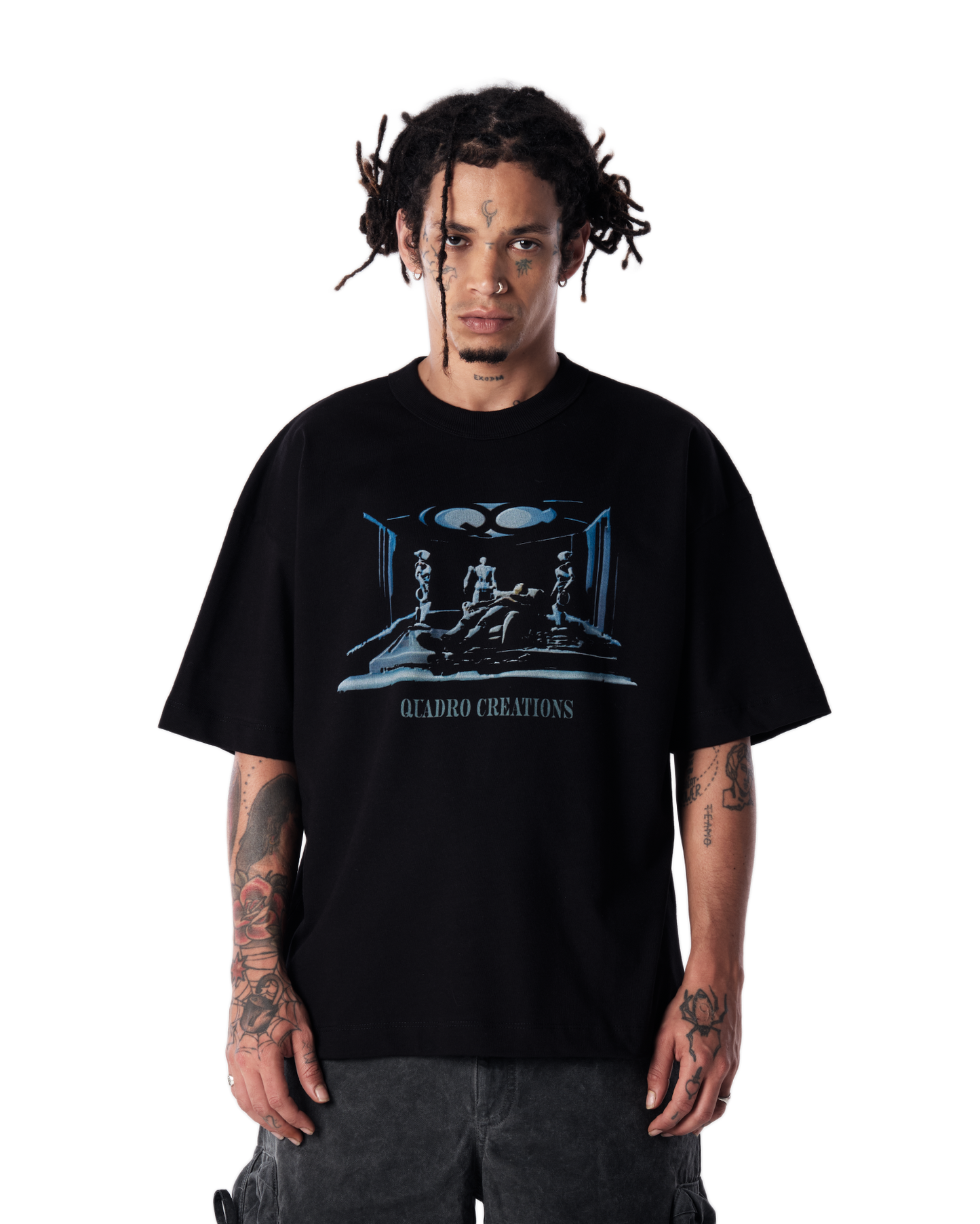 CAMISETA QC ALIEN EXP BOXY PRETO